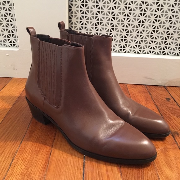 poshmark chelsea boots